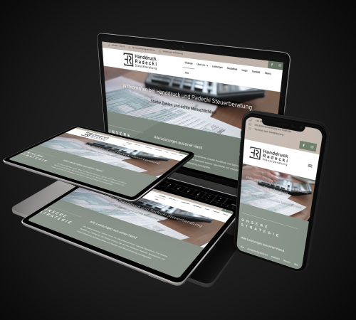 responsive-mockup-featuring-several-apple-products-against-a-plain-background-2029-el1